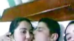 Pemilih Hayat: Kunjungan kisah lucah makcik ke rumah seksi daripada pelajar perempuan selekeh anda Isabella De Laa di PornHD