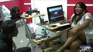 Berambut perang Besar ( ? )( ? ) Pelacur Nikki cerita sex dengan makcik Delano jumpa Phallus!