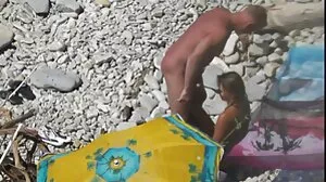 TUSHY, Vanessa Sky yang obses dengan dubur menggoda kisah lucah makcik rakan sekerjanya yang panas Oliver di PornHD
