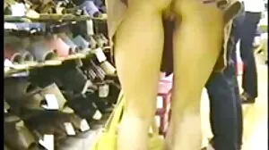 Cougar Stepma Alexis Fawx cerita lucah makcik makcik sedang berburu!